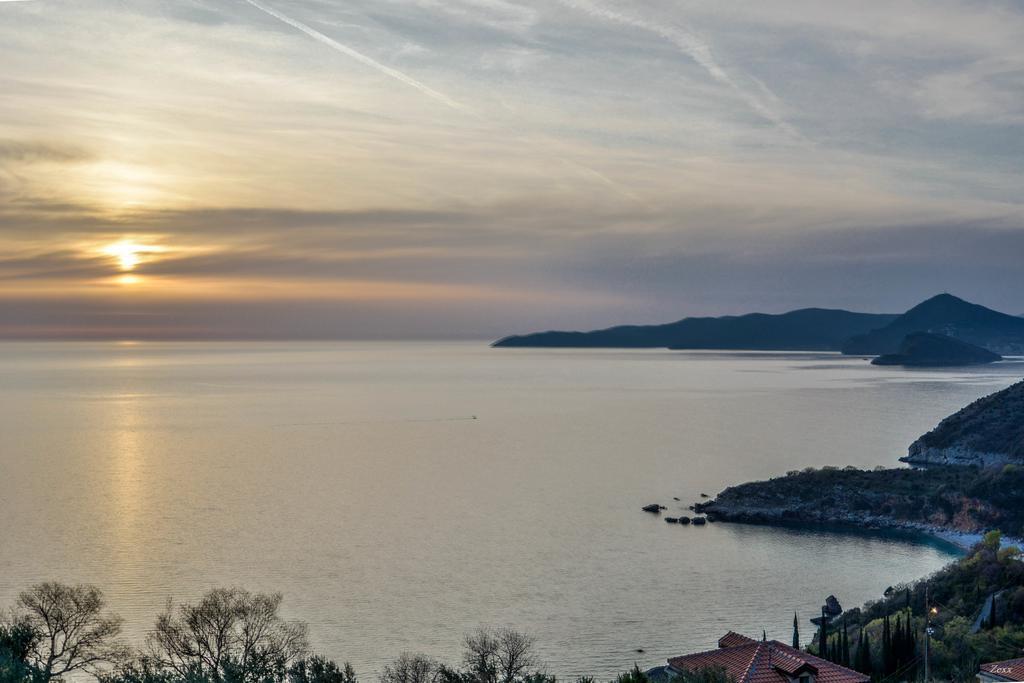 Apartments Drobni Pijesak Petrovac Rum bild