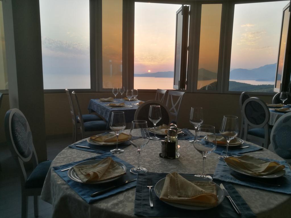 Apartments Drobni Pijesak Petrovac Exteriör bild