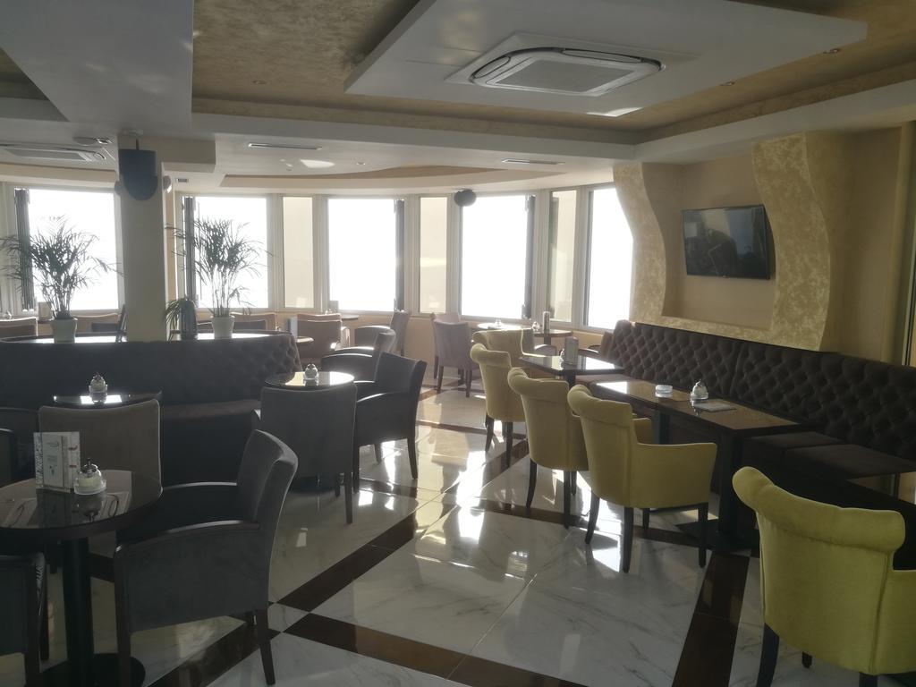 Apartments Drobni Pijesak Petrovac Exteriör bild