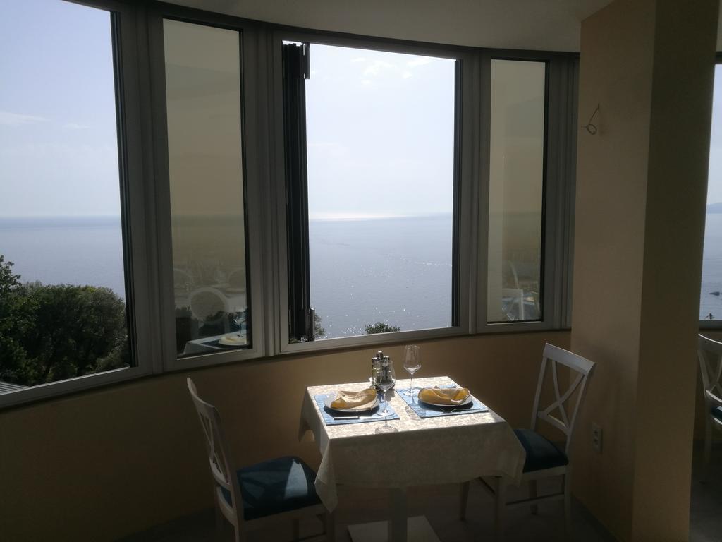 Apartments Drobni Pijesak Petrovac Exteriör bild